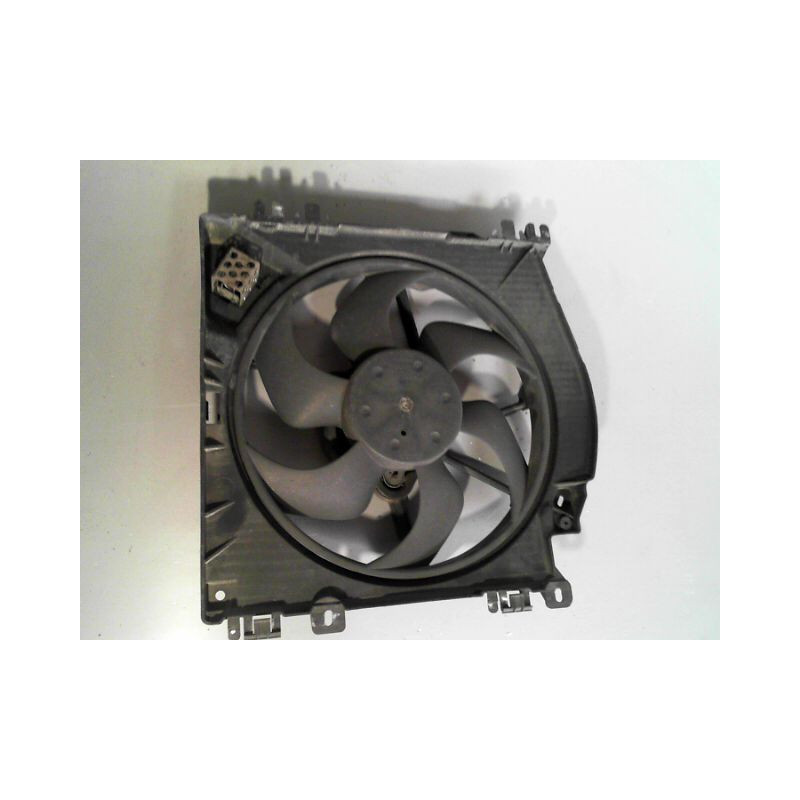 MOTEUR VENTILATEUR RADIATEUR RENAULT CLIO III 2010-