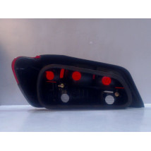 FEU ARRIERE DROIT PEUGEOT 306 97-2001