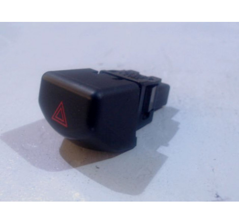 BOUTON DE WARNING NISSAN MICRA 2005-2007