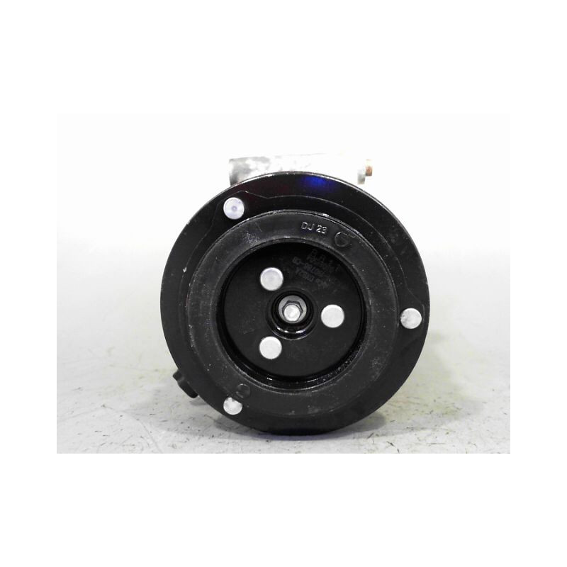 COMPRESSEUR AIR CONDITIONNE FORD FIESTA