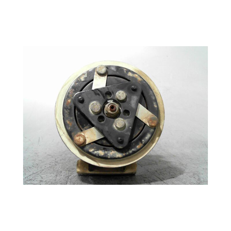 COMPRESSEUR AIR CONDITIONNE PEUGEOT 307 SW 02-05