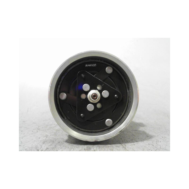 COMPRESSEUR AIR CONDITIONNE RENAULT CLIO III 2010-