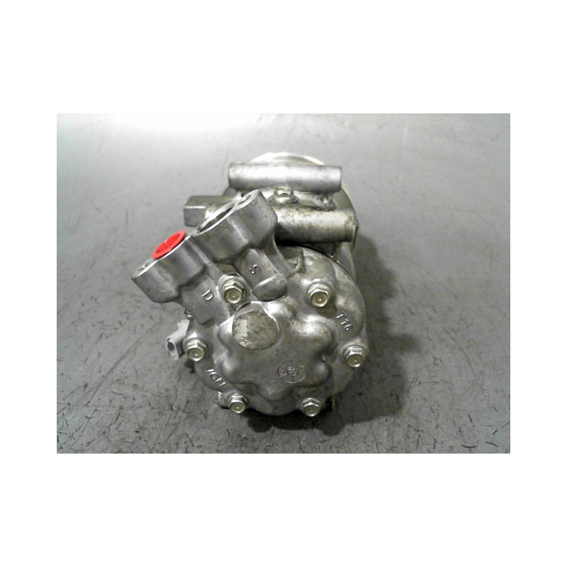 COMPRESSEUR AIR CONDITIONNE RENAULT CLIO III 2010-