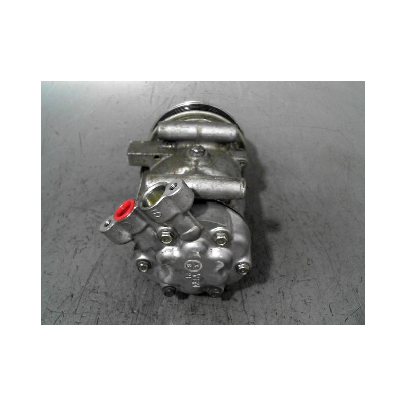 COMPRESSEUR AIR CONDITIONNE RENAULT CLIO III 2010-