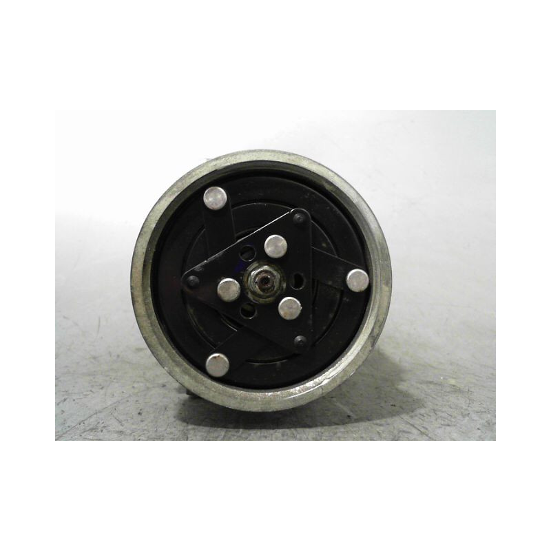 COMPRESSEUR AIR CONDITIONNE DACIA LOGAN MCV 2007-