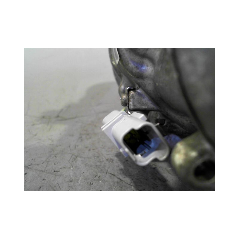 COMPRESSEUR AIR CONDITIONNE RENAULT CLIO III 2007-