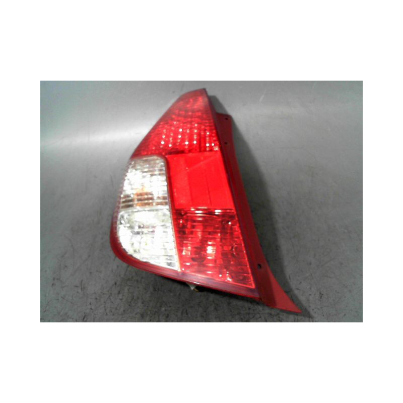 FEU ARRIERE GAUCHE  HYUNDAI I10