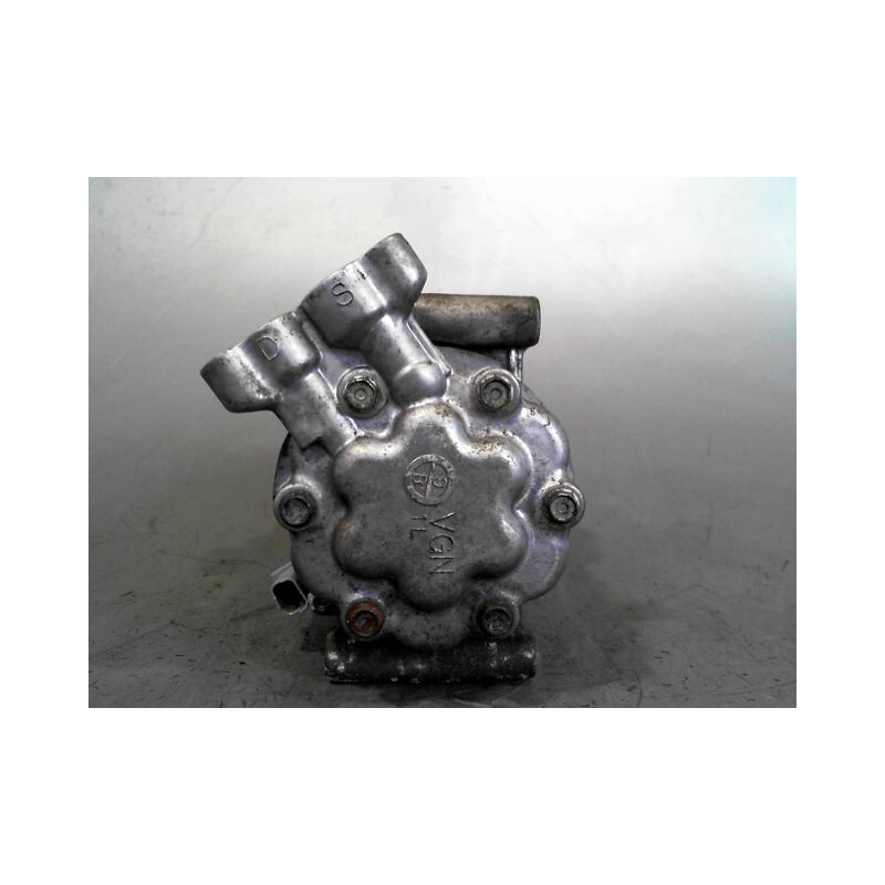 COMPRESSEUR AIR CONDITIONNE RENAULT CLIO III 2010-