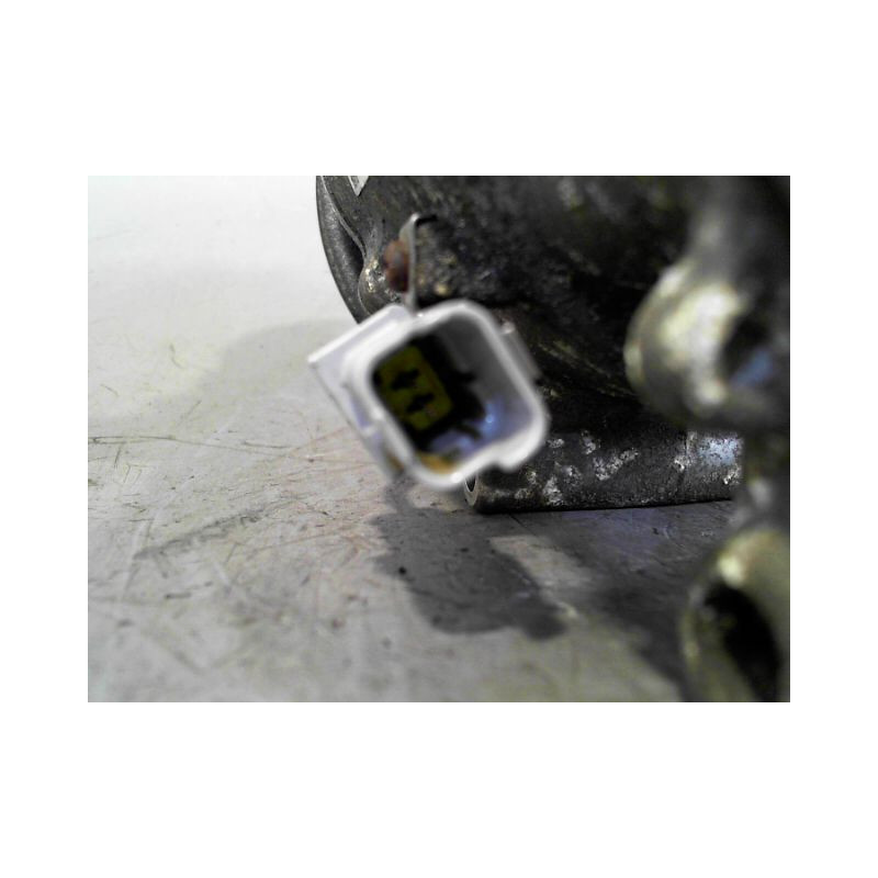 COMPRESSEUR AIR CONDITIONNE RENAULT CLIO III 2010-