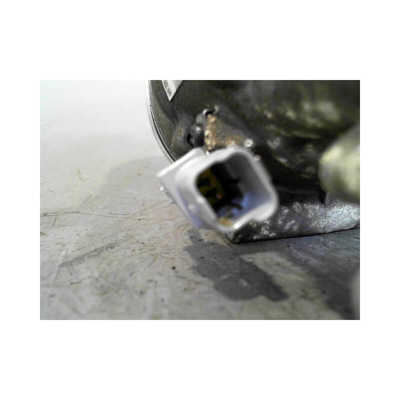 COMPRESSEUR AIR CONDITIONNE RENAULT CLIO III 2010-