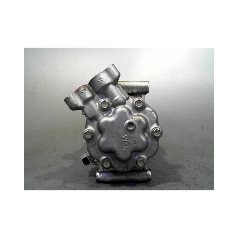 COMPRESSEUR AIR CONDITIONNE RENAULT CLIO III 2005-