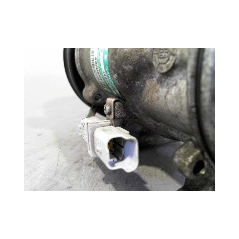 COMPRESSEUR AIR CONDITIONNE RENAULT MODUS 2004-2007