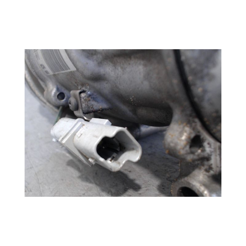 COMPRESSEUR AIR CONDITIONNE RENAULT CLIO III 2005-