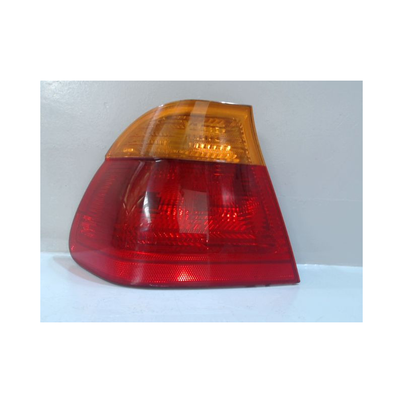 FEU ARRIERE GAUCHE  BMW 320