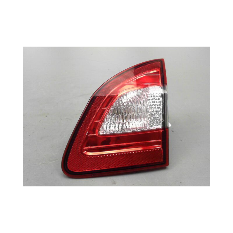 FEU ARRIERE INTERIEUR DROIT FORD FIESTA VI Phase 1 2002-2005