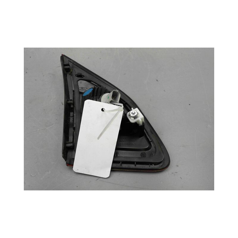 FEU ARRIERE INTERIEUR DROIT FORD FIESTA VI Phase 1 2002-2005