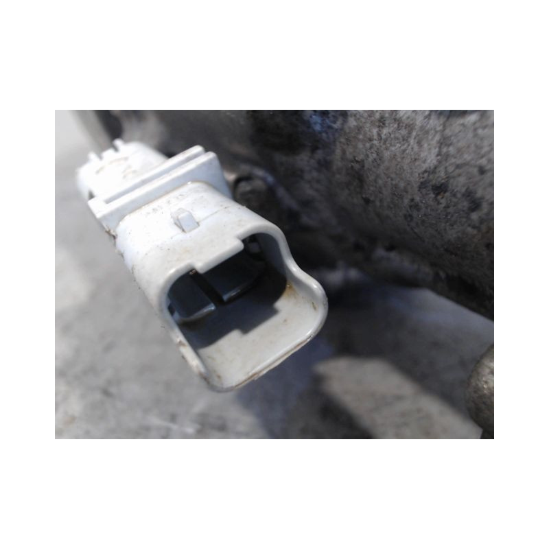 COMPRESSEUR AIR CONDITIONNE RENAULT CLIO III 2010-