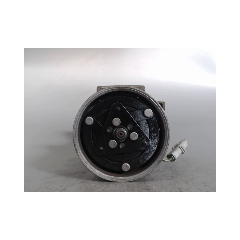 COMPRESSEUR AIR CONDITIONNE RENAULT CLIO III 2007-