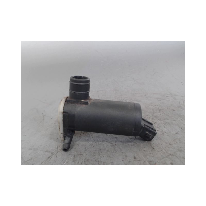 POMPE LAVE-GLACE AVANT FORD FIESTA