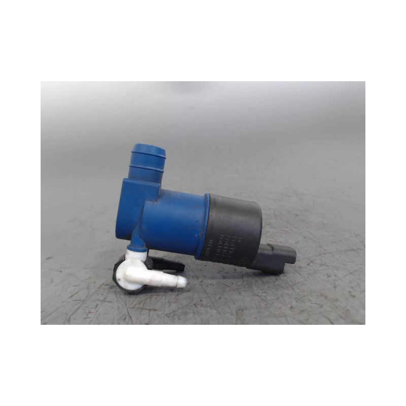POMPE LAVE-GLACE AVANT RENAULT CLIO III 2005-