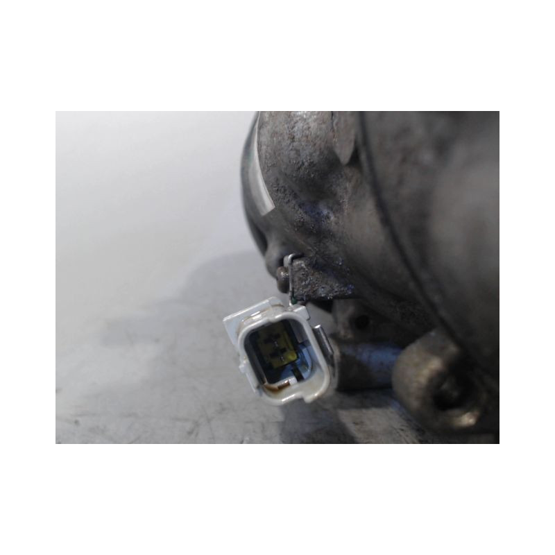 COMPRESSEUR AIR CONDITIONNE RENAULT CLIO