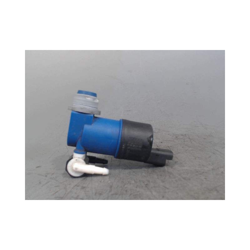 POMPE LAVE-GLACE AVANT RENAULT CLIO III 2009-
