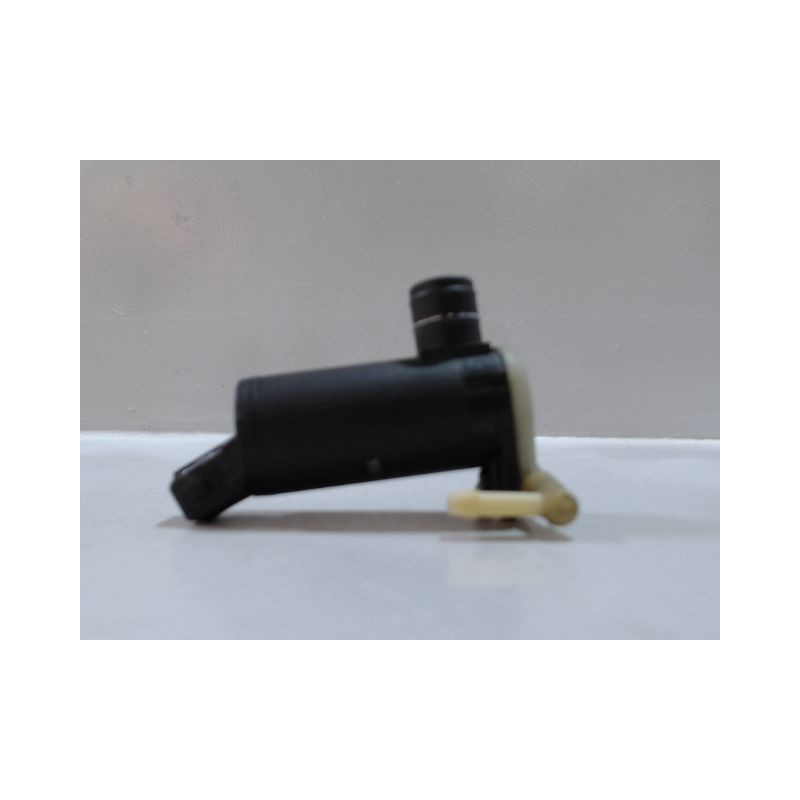 POMPE LAVE-GLACE AVANT FORD FIESTA