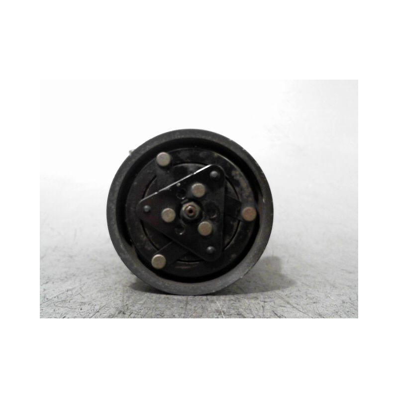 COMPRESSEUR AIR CONDITIONNE RENAULT TWINGO 2 2007-