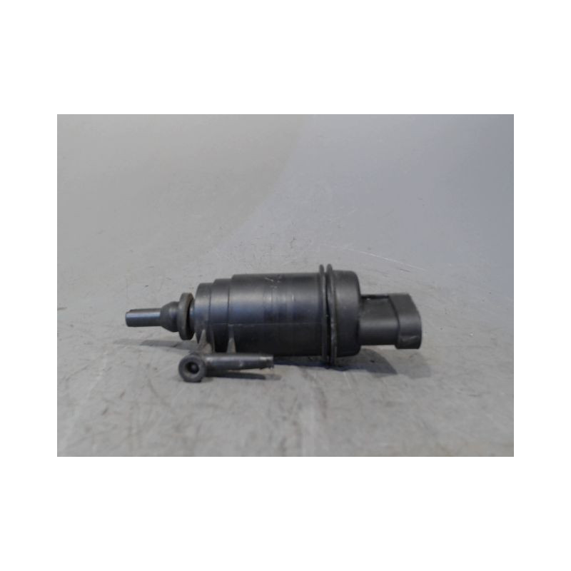 POMPE LAVE-GLACE AVANT RENAULT EXPRESS FGT 94-2000