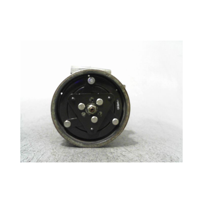 COMPRESSEUR AIR CONDITIONNE RENAULT CLIO III CAMPUS 09-
