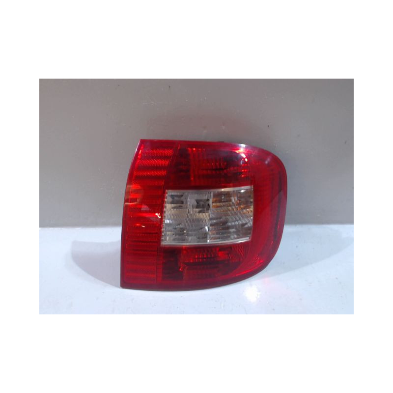 FEU ARRIERE DROIT FIAT MULTIPLA 2004-
