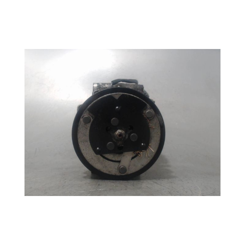 COMPRESSEUR AIR CONDITIONNE FORD FIESTA 2005-