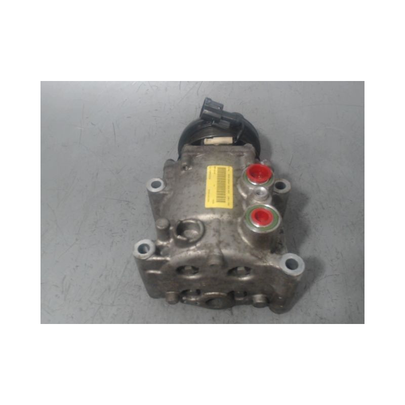 COMPRESSEUR AIR CONDITIONNE FORD FIESTA 2005-