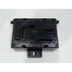PLATINE FUSIBLE AV