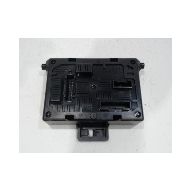 PLATINE FUSIBLE AVANT RENAULT MODUS