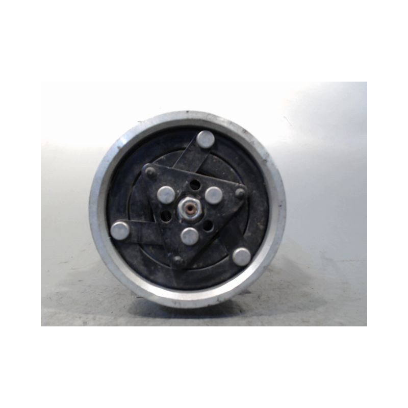 COMPRESSEUR AIR CONDITIONNE DACIA LOGAN