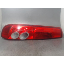 FEU ARRIERE GAUCHE  FORD FIESTA 2005-