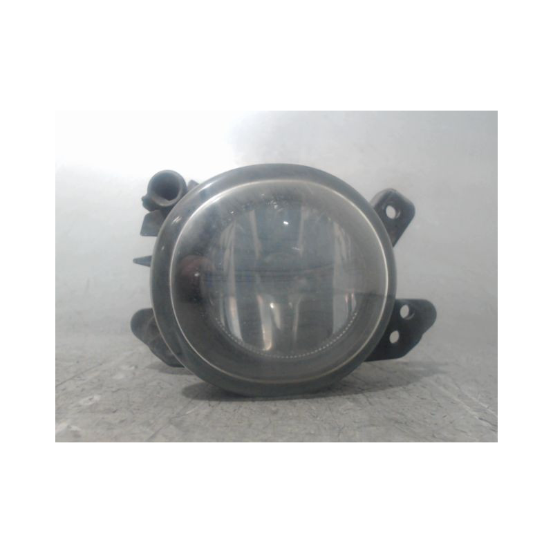 PHARE ANTIBROUILLARD AVANT GAUCHE MERCEDES CLASSE A 3P