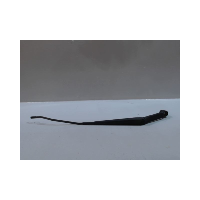 BRAS ESSUIE-GLACE AVANT GAUCHE MITSUBISHI COLT 2004-