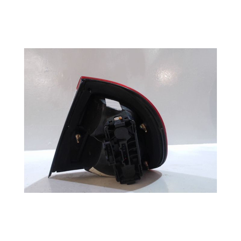 FEU ARRIERE GAUCHE  SEAT CORDOBA 99-2002