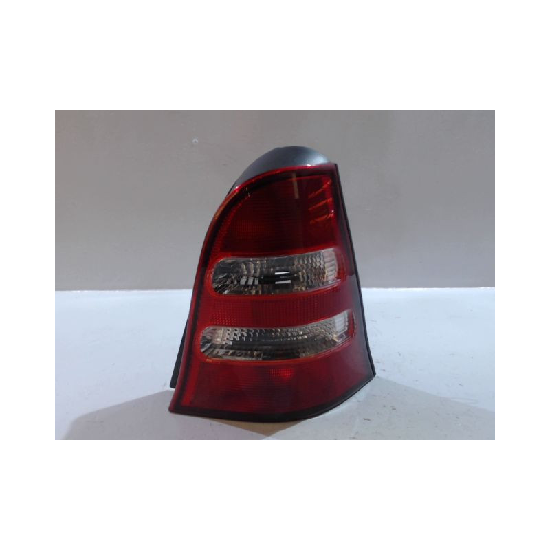 FEU ARRIERE DROIT MERCEDES CLASSE A 2001 -