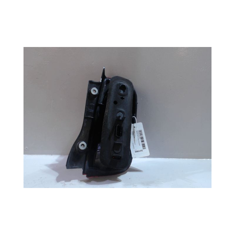 FEU ARRIERE GAUCHE  NISSAN MICRA 2003-2005