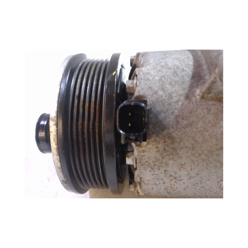 COMPRESSEUR AIR CONDITIONNE FORD FIESTA 2010-