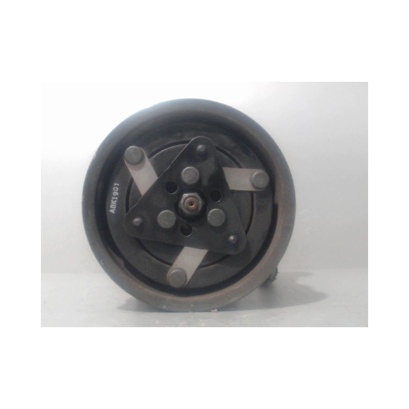 COMPRESSEUR AIR CONDITIONNE RENAULT CLIO III 2005-