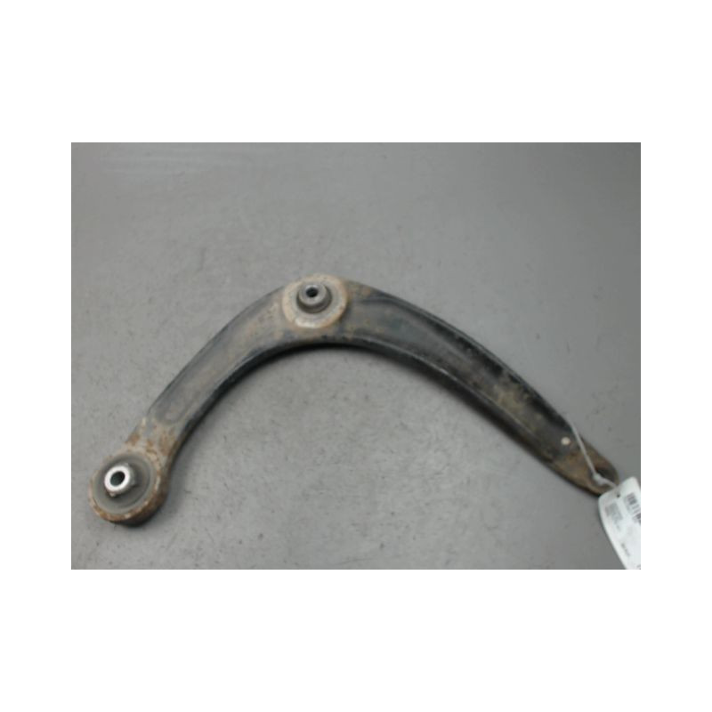 TRIANGLE INFERIEUR AVANT DROIT PEUGEOT 308