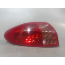 FEU ARRIERE GAUCHE  ALFA ROMEO 147 2004-