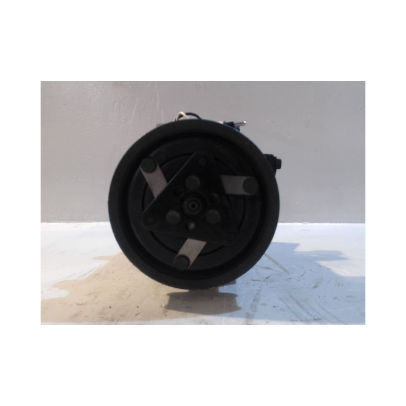 COMPRESSEUR AIR CONDITIONNE RENAULT CLIO II PH.2 01-06