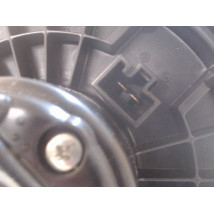 MOTEUR VENTILATEUR CHAUFFAGE TOYOTA YARIS II 2010-