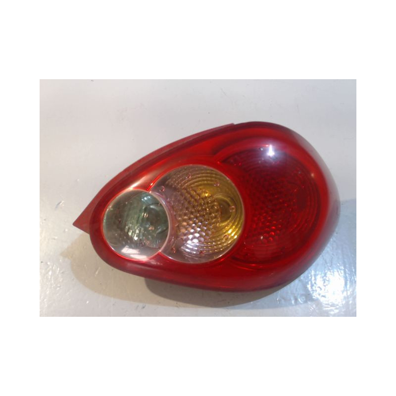 FEU ARRIERE DROIT TOYOTA AYGO 5P