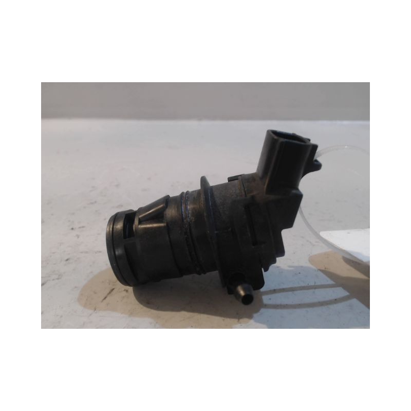 POMPE LAVE-GLACE AVANT MAZDA MAZDA 5